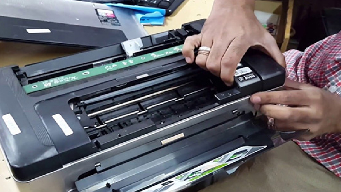 Quy Trình Đổ Mực Máy In Tại Cầu Giấy Chuẩn Quốc Tế